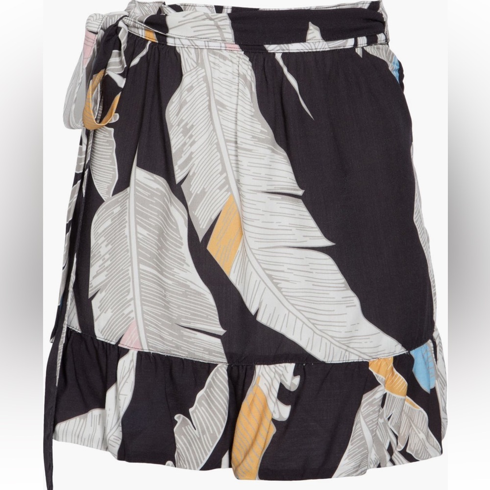 Maaji Skirt / Swim Coverup
